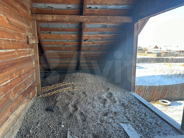 Дом 240,4 м² на участке 21,2 сот.