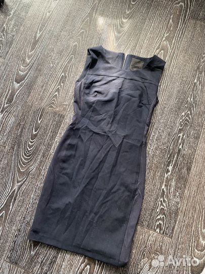 Платье Karen by simonsen