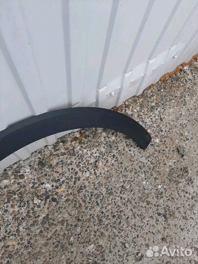 Kia sorento 3 накладка правая