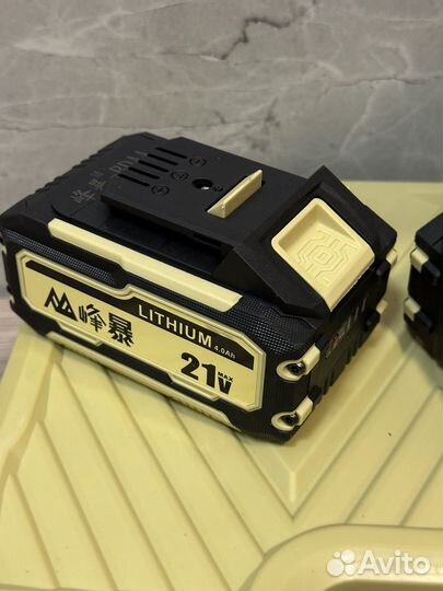 Шуруповерт бесщеточный оригинал