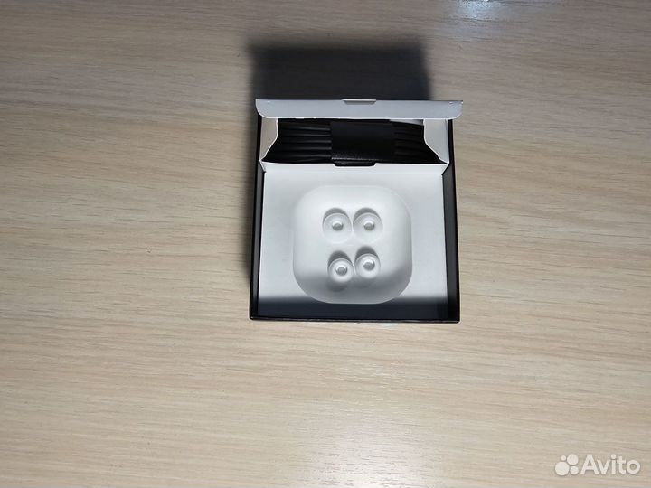 Samsung Galaxy Buds 2 Pro (Белые)