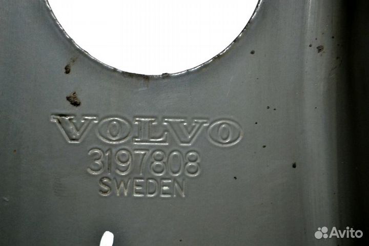 Кронштейн амортизатора переднего моста, верхний ле