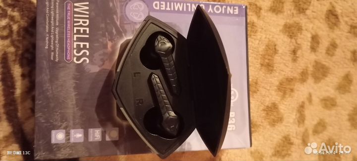 Беспроводные наушники бу рабочие