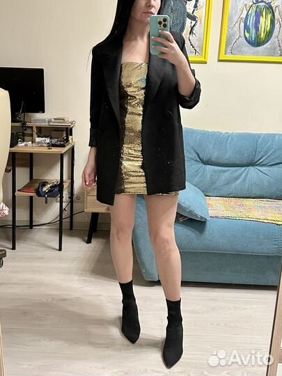 Платье в пайетках мини