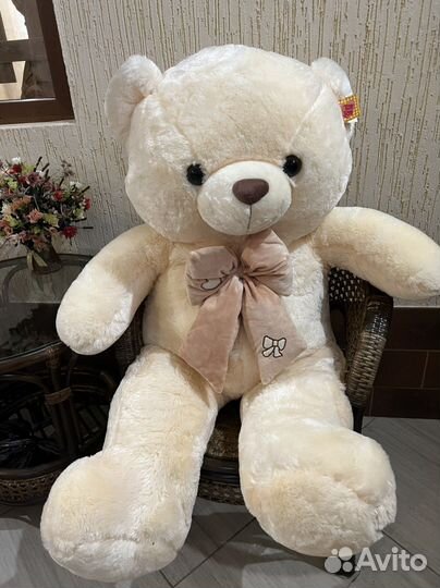 Плюшевый медведь