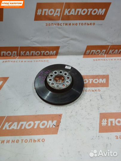 Диск тормозной передний Volkswagen Golf 6 2010