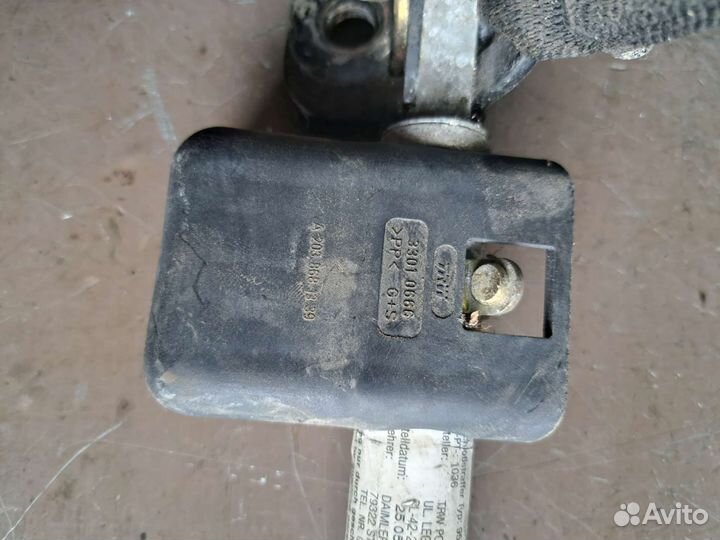 Замок ремня Mercedes W203