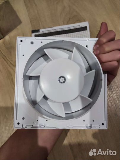 Вентилятор вытяжной ERA 4S 100