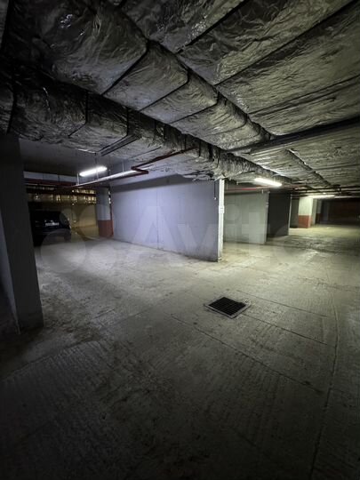 Машиноместо, 10 м²