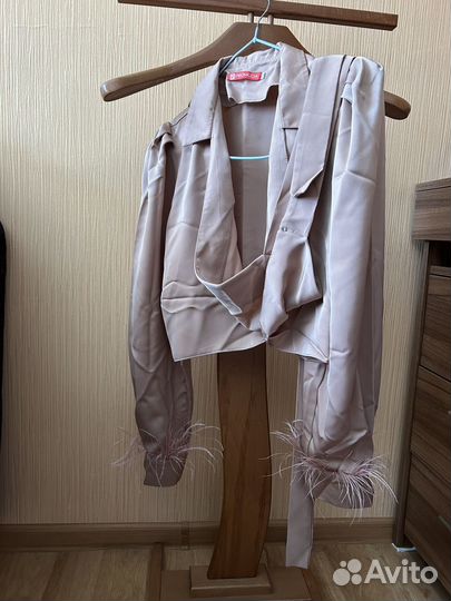 Рубашка с перьями