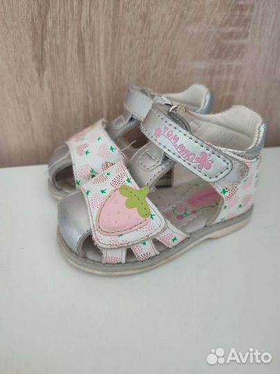 Сандалии детские