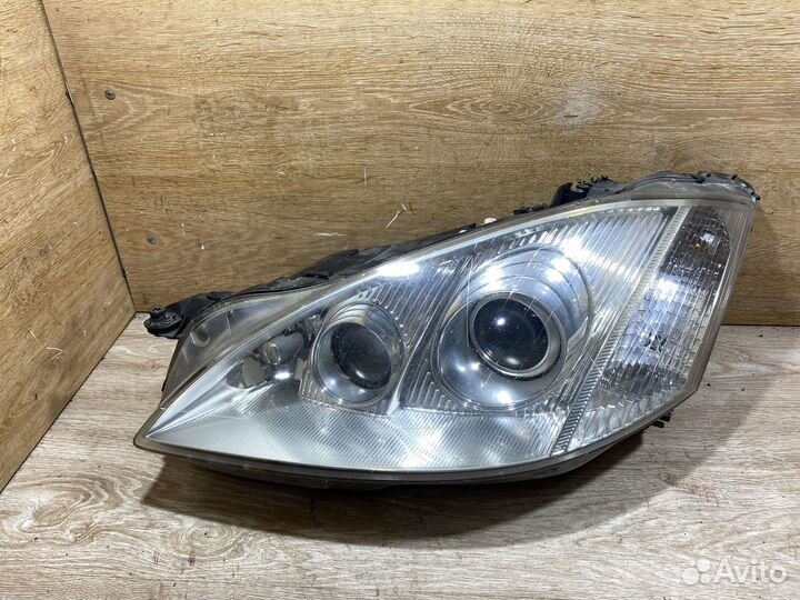 Фара передняя левая Mercedes W221 142589