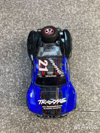 Радиоуправляемая машина traxxas