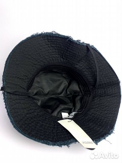 Панама Jacquemus