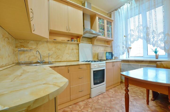 2-к. квартира, 62 м², 5/5 эт.