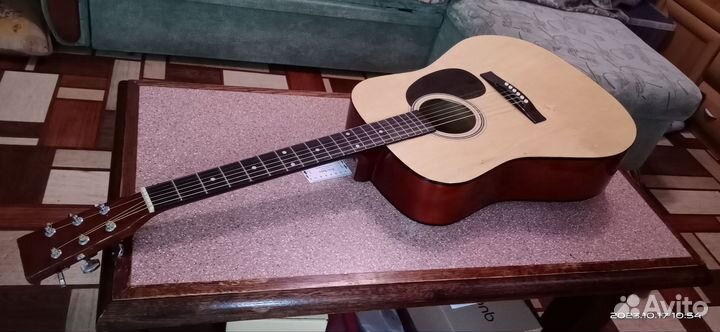 Акустическая гитара бу