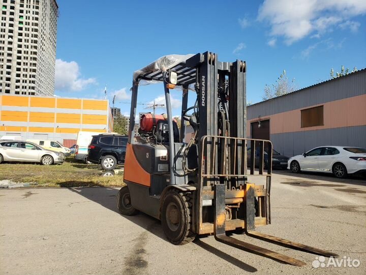 Вилочный погрузчик DOOSAN G15S-5, 2010