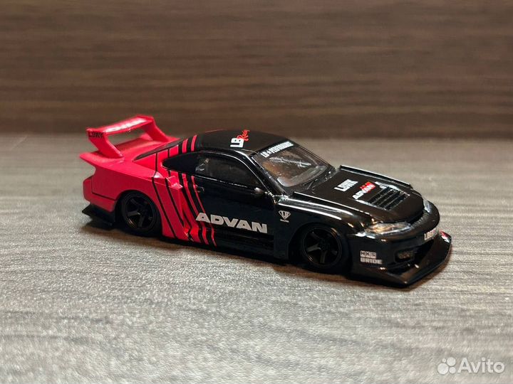 Mini gt 1:64 Nissan Silvia s15 Liberty walk
