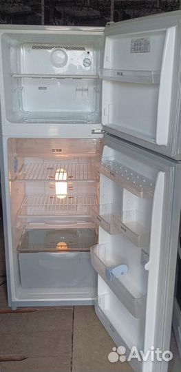 Холодильник Samsung No frost