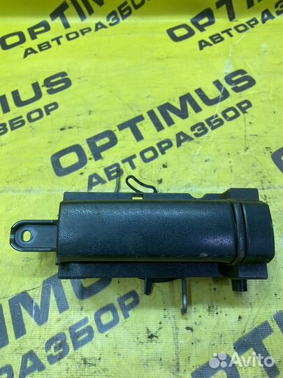 Ручка двери внутренняя задняя Toyota Voxy