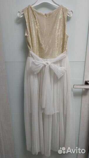 Нарядное платье для девочки 122 128 белое