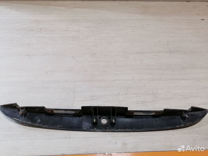 Молдинг крышки багажника Lanos Ланос плафон