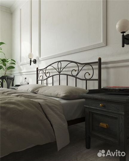 Кровать 