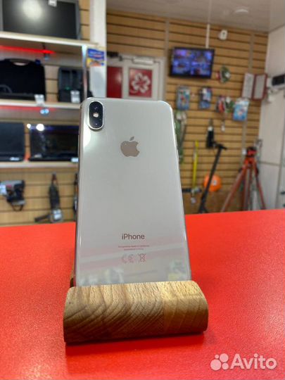 iPhone Xs, 64 ГБ