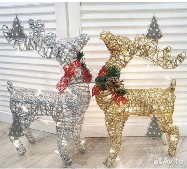 Новогодний олень светящийся