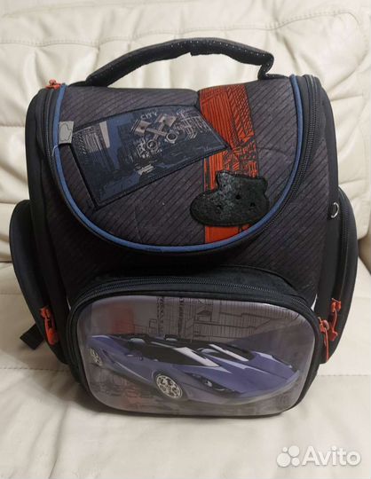 Продам рюкзак школьный ортопедический
