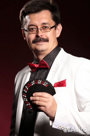 Казанский фокусник иллюзионист