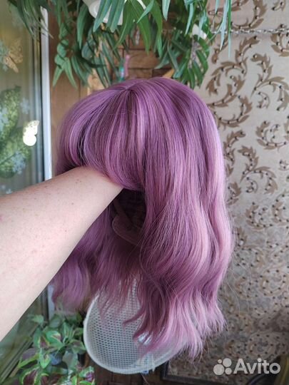 Парик сиреневый каре. Новый, классный
