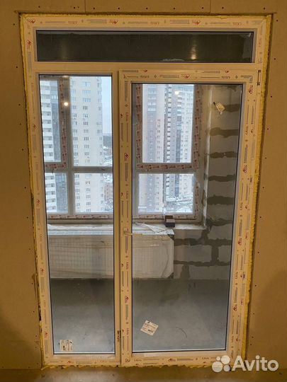 Болконный блок пвх новый