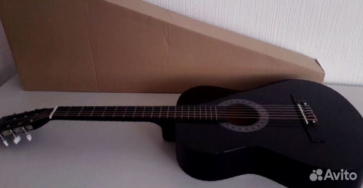 Классическая гитара 3/4