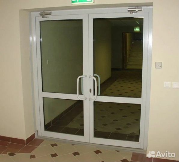 Пластиковые двери