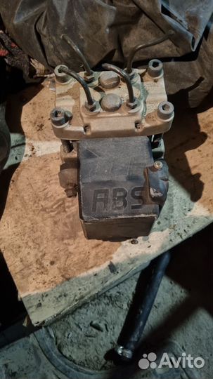 Блок абс bmw 5 e34 0265201022