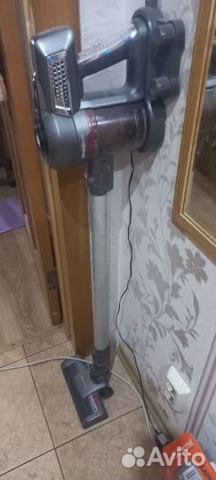 Вертикальный пылесос на запчасти
