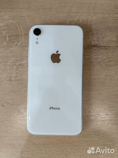 iPhone Xr, 64 ГБ