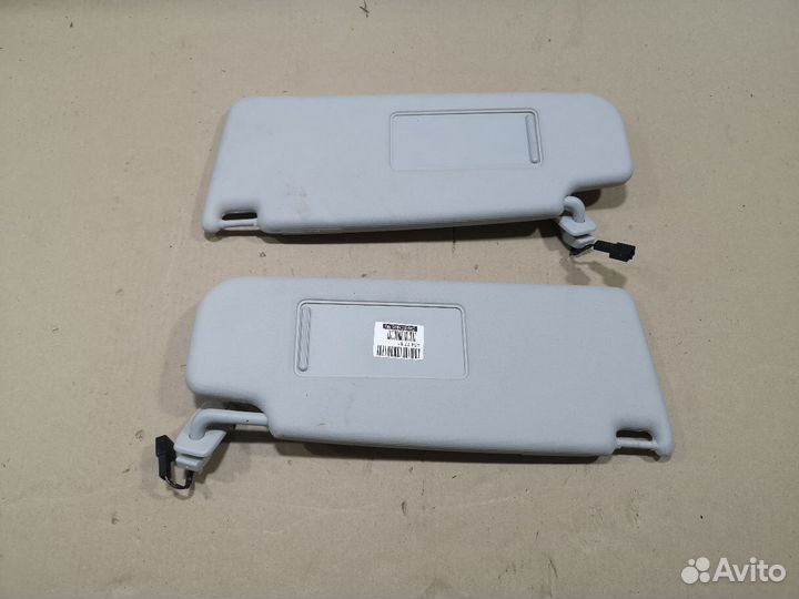 Козырек Volkswagen Golf v 1K1