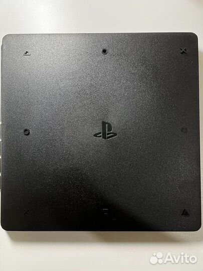 Нижняя крышка на playstation 4 slim