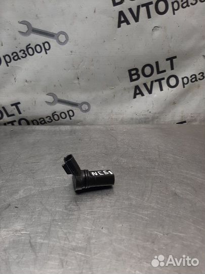 Датчик положения коленвала Nissan Elgrand ME51