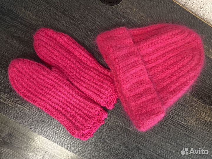 Шапка и варежки