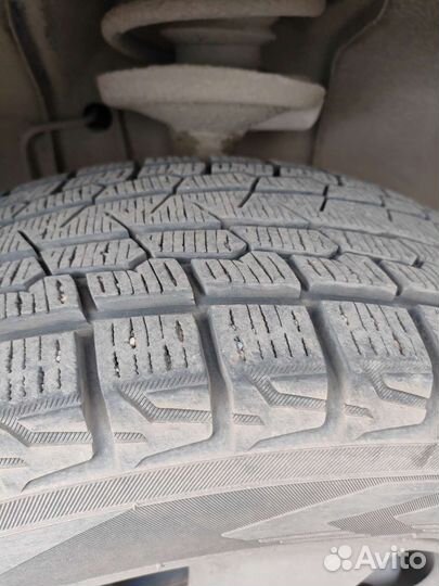 Yokohama Ice Guard G075 225/65 R17