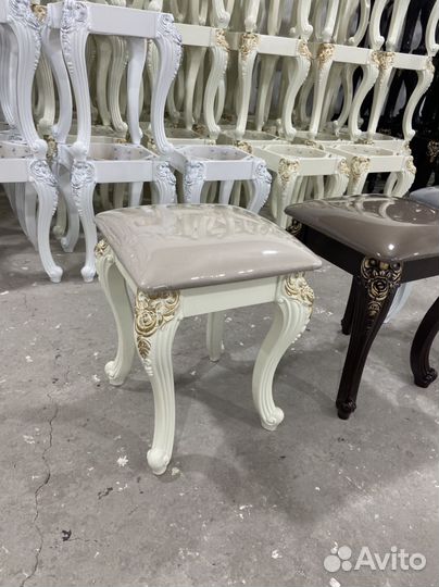 Стулья и табуретки