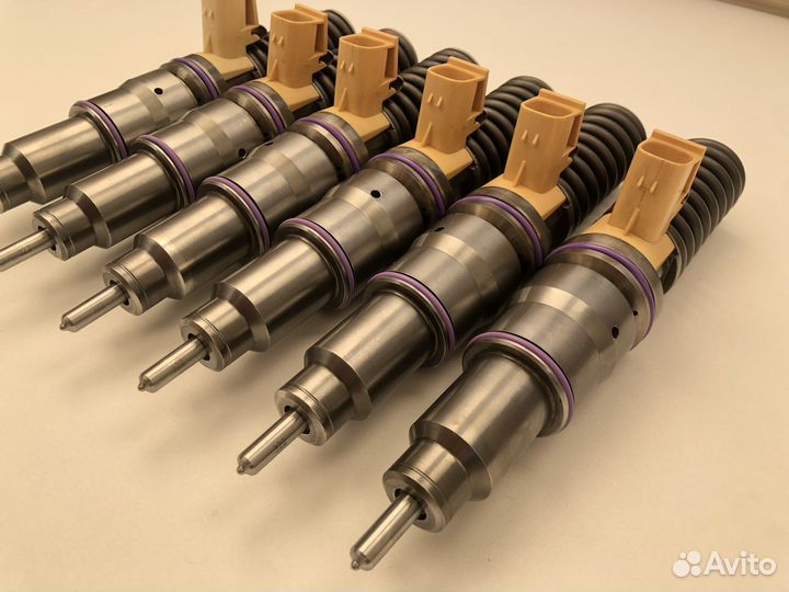 Насос форсунки Volvo FH12/D12/D13