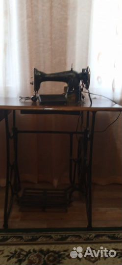 Швейная машина Подольск с электроприводом