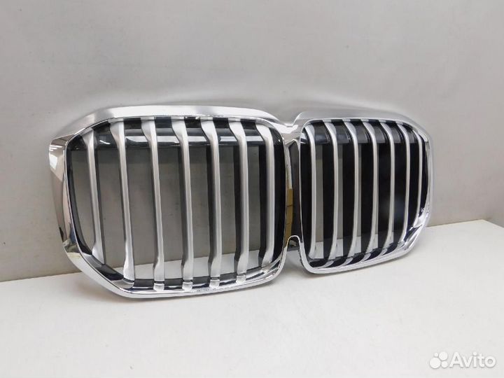 Решетка радиатора BMW X7