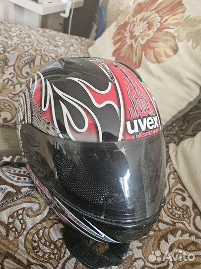 Мотошлем uvex