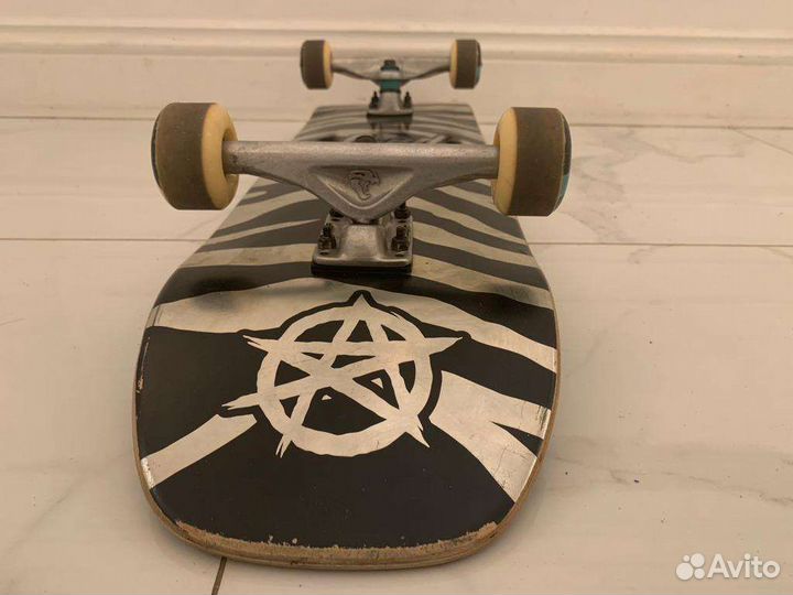 Скейтборд Landyachtz Kyle Martin Loco 33