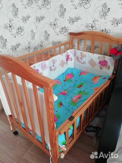 Бортики в кроватку
